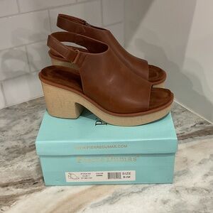 Pierre Dumas Women's Tan Open-Toe Mules